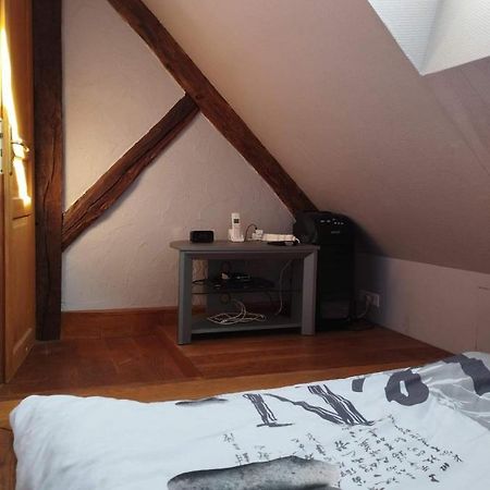 Charmante Petite Maison De Bourg Autry-le-Chatel Exterior foto